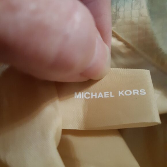 Michael Kors Gold Tote bag - Perfect condition - Like New - Picture 9 of 11